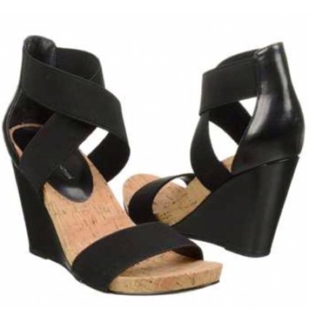 BCBGeneration black strappy wedges